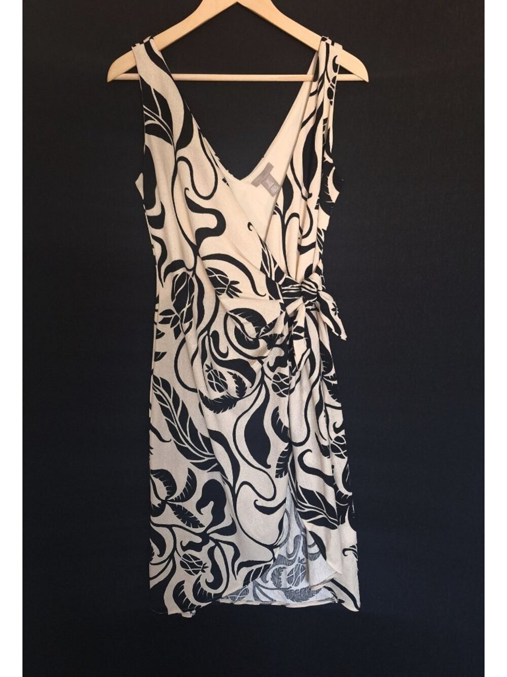 💙 H&M Black Cream Tropical Print Wrap Midi Dress Size S Sleeveless Preppy Tie W